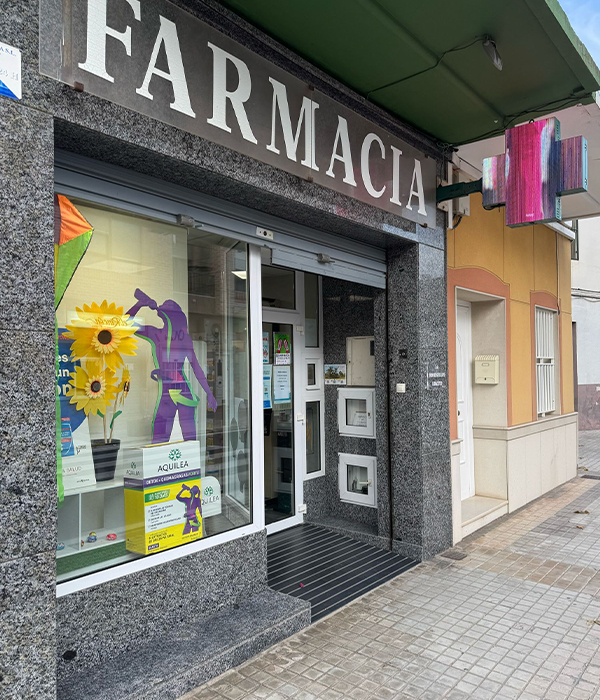 exterior farmacia jordi meseguer 1